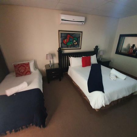 Leach Lodge Kuruman Exterior foto
