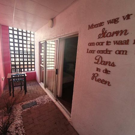 Leach Lodge Kuruman Exterior foto