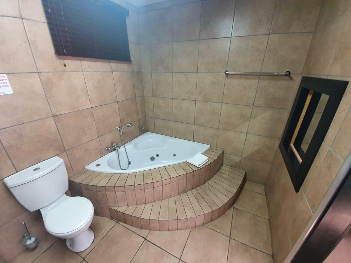 Leach Lodge Kuruman Exterior foto
