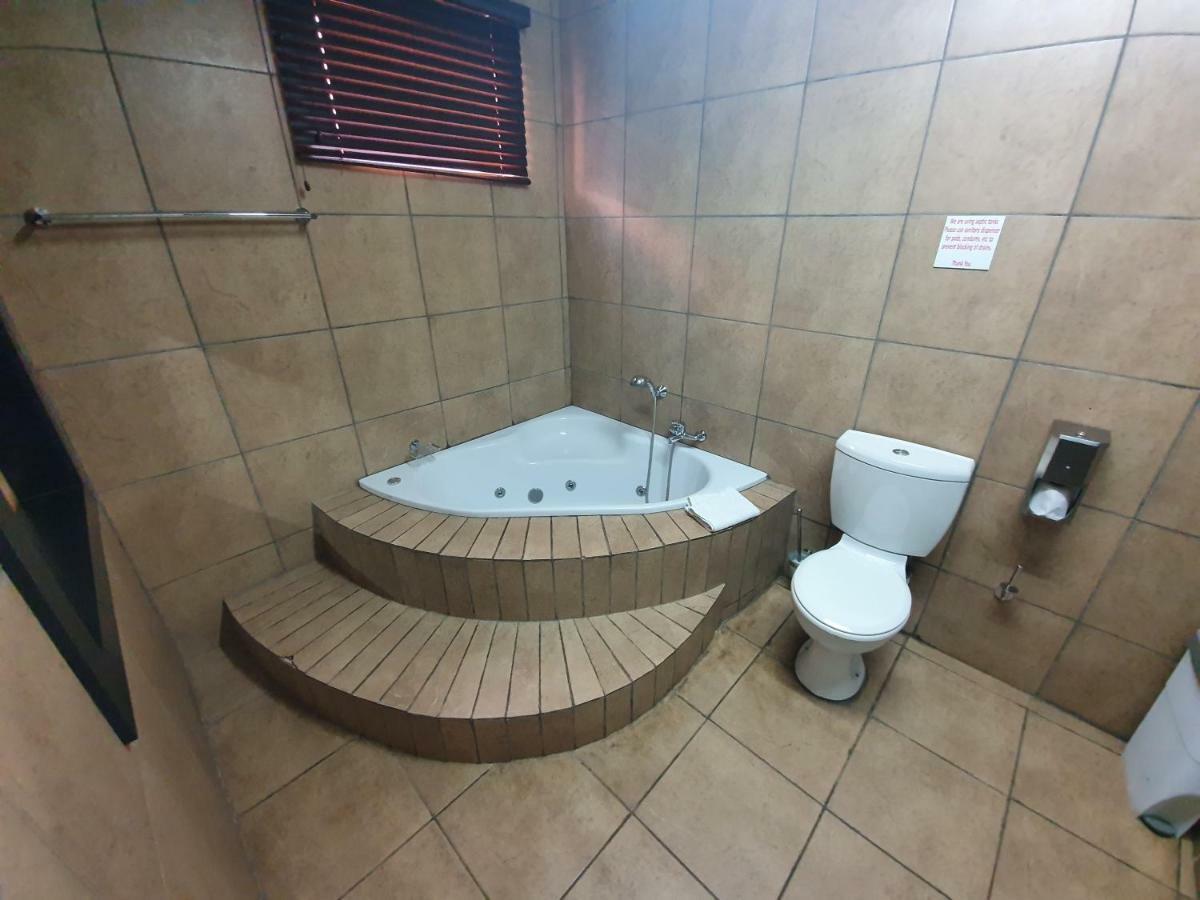 Leach Lodge Kuruman Exterior foto