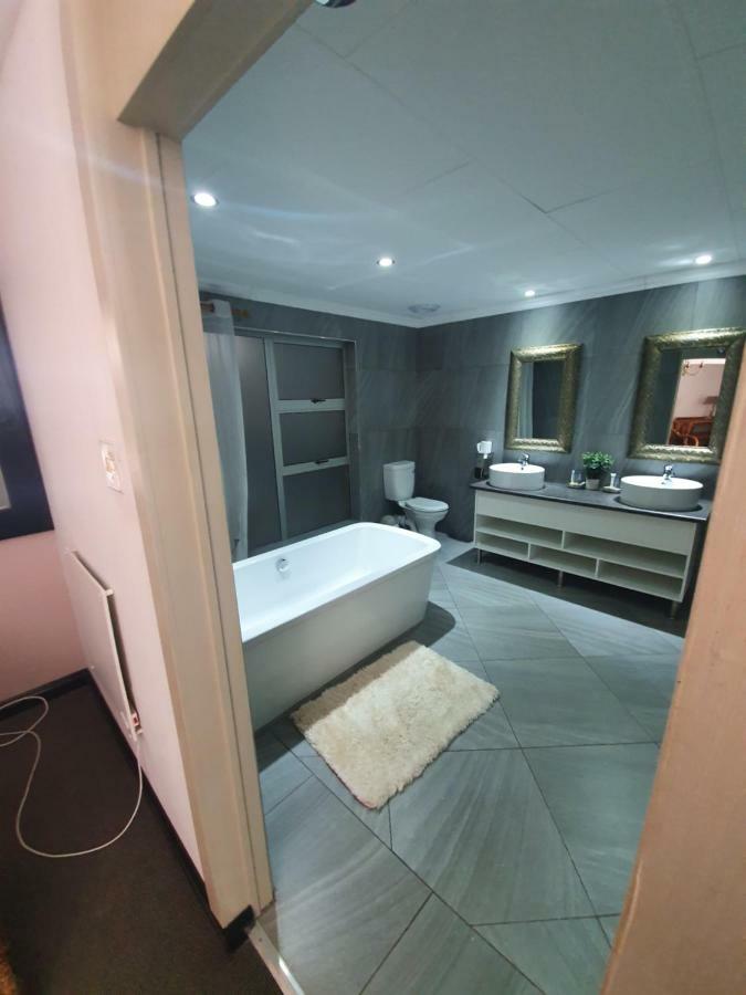 Leach Lodge Kuruman Exterior foto