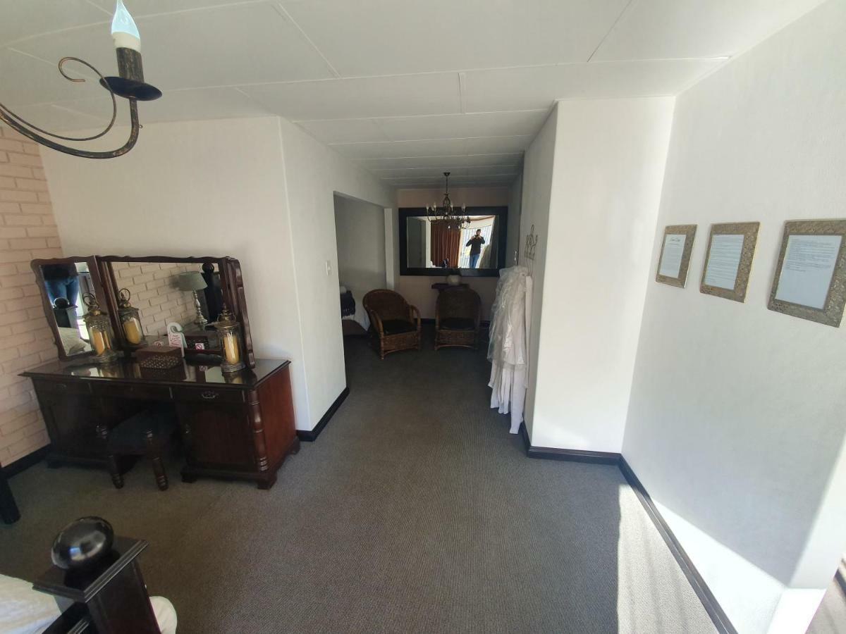 Leach Lodge Kuruman Exterior foto