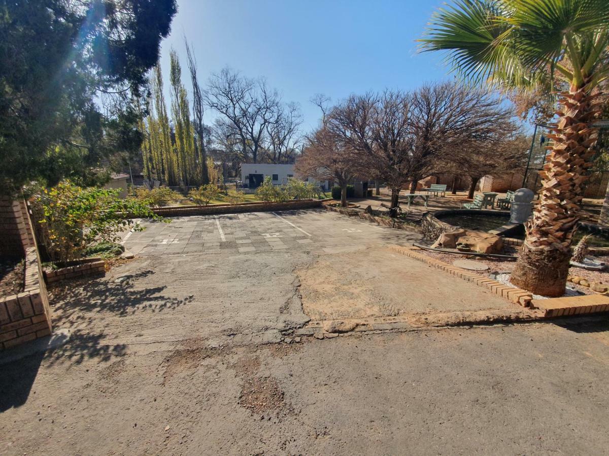 Leach Lodge Kuruman Exterior foto