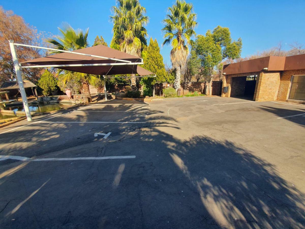 Leach Lodge Kuruman Exterior foto