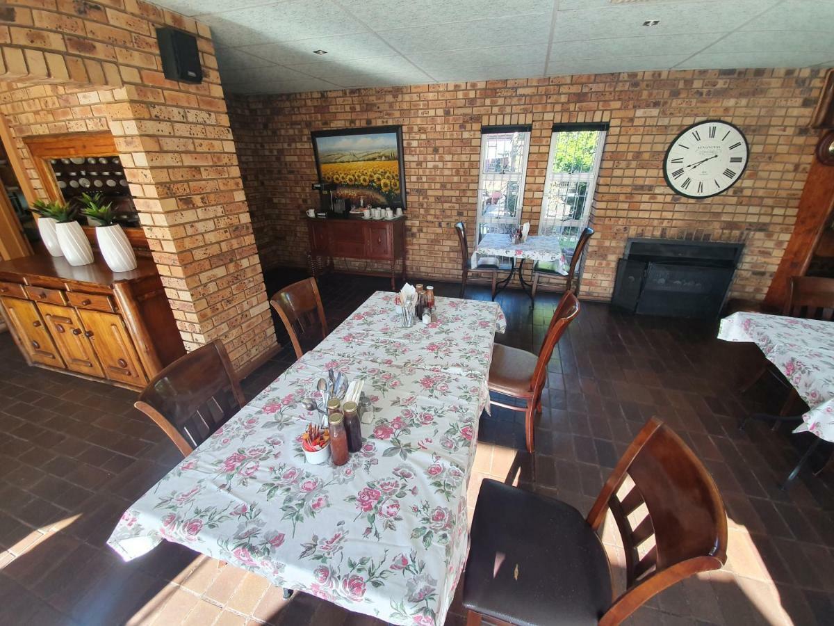 Leach Lodge Kuruman Exterior foto